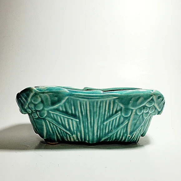 MCCOY Cherries & Leaves 1947 turquoise "brush glaze" MCM Ceramic Planter Pottery - Picture 3 of 8